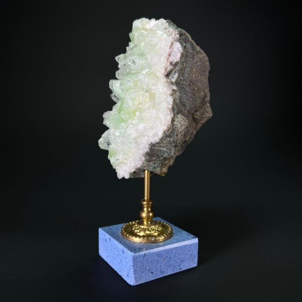 fluorite on pedestal